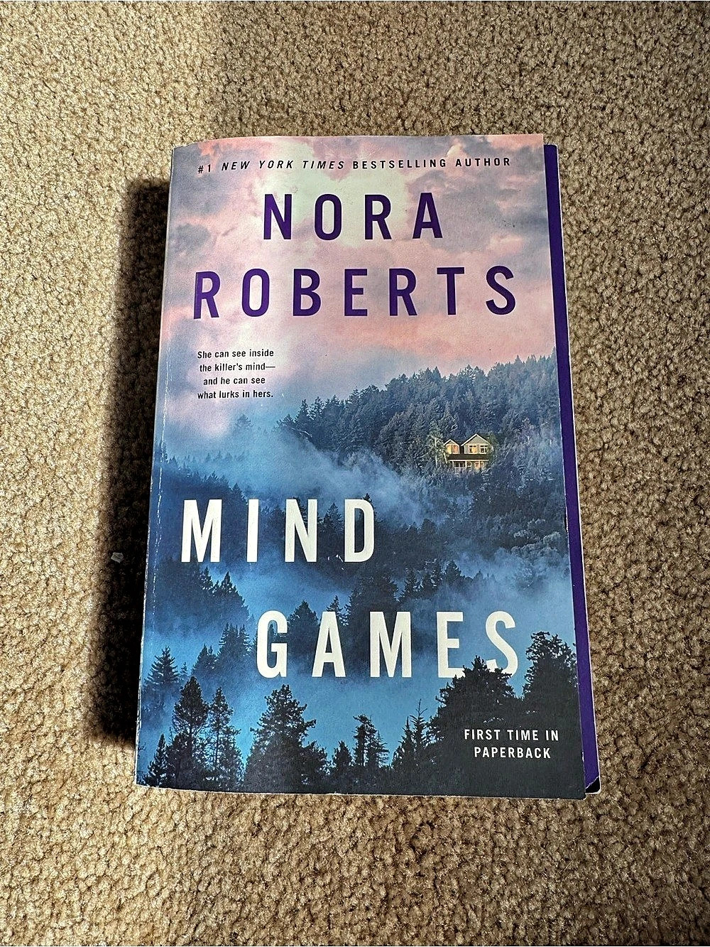 Nora Robert’s  Mind Games Paperback